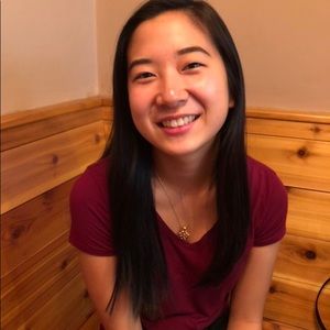 Meet your Posher, Emily